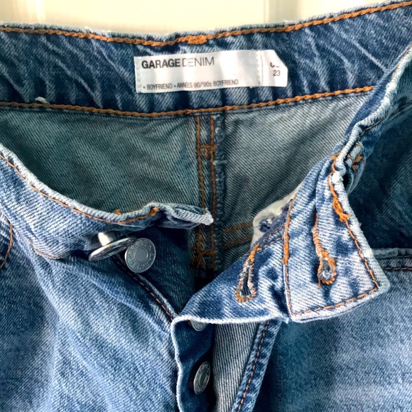 Garage denim 90’s boyfriend jeans. Distressed. - Picture 3 of 3